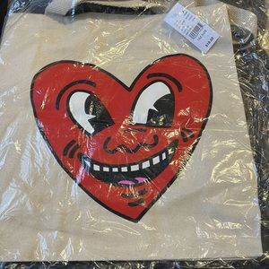 Tan/cream / Red heart Bag new with tags